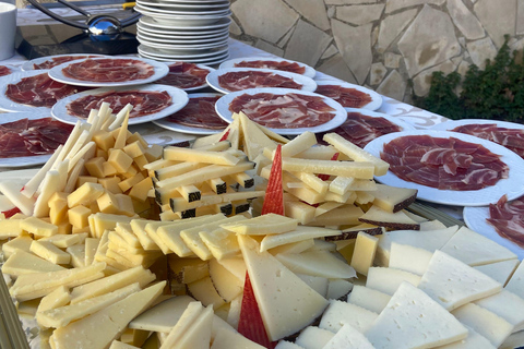 Ronda: Traditional Andalusian Cooking Class with Meal