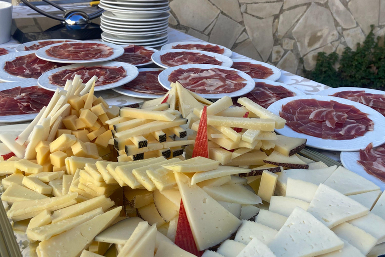 Ronda: Traditional Andalusian Cooking Class with Meal