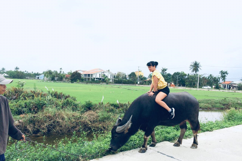 Prywatna wycieczka rowerowa na wodnym bizonie do Hoi An