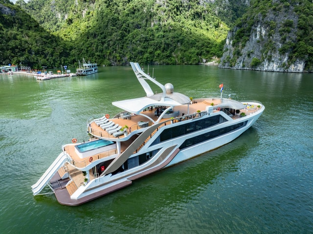 Hanoi: Cat Ba - Lan Ha Luxury Day Cruise, Meals, Swim, Kayak