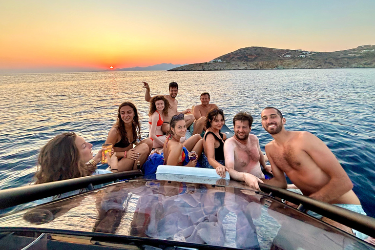 Exclusive Day Trip: Andros to Mykonos with Lunch