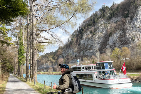 Interlaken: E-Bike Rental with Helmet and Lock