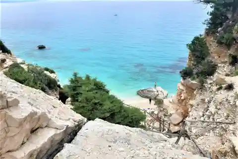 Baunei: Cala Goloritzè Trekking Tour with A Guide