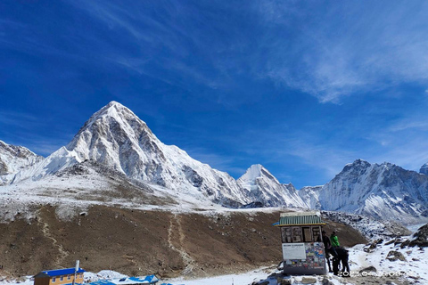 Everest-Hochpässe-Odyssee: Eine 15-tägige Trekking-Expedition