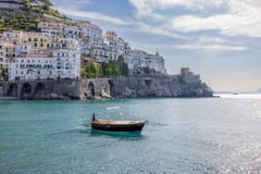 Maiori: Bootstour an der Amalfiküste mit Drinks & Schwimmen