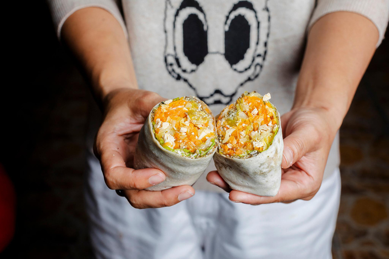 Manila: Binondo Bites Food Tour with 15+ Tastings