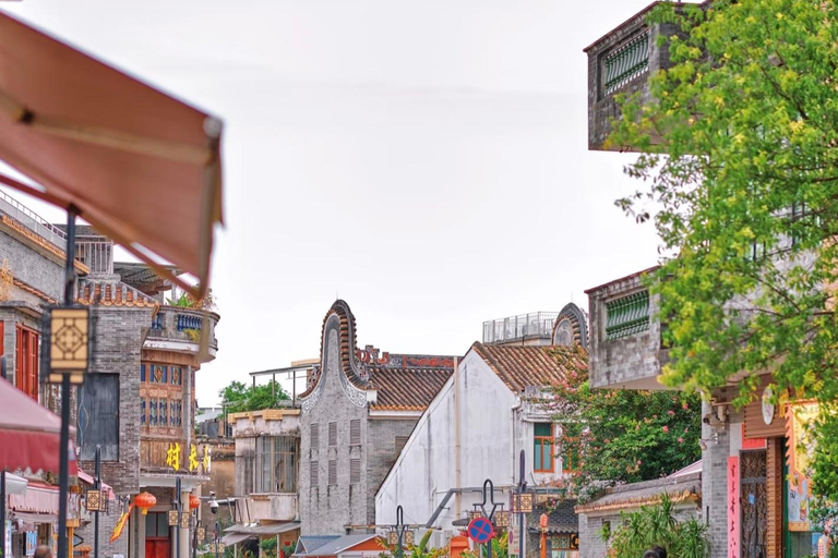 Guangzhou Day Trip: Shawan Town, Baomo Garden & Local Market Guide for other languages