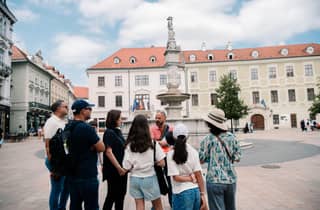 Ab Wien: Tagestour nach Bratislava & Panoramafahrt