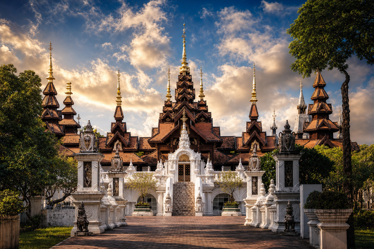 Chiang Mai: Body Scrub Hot Herbal Ball Massage & Aroma Oil 180 mins Body Scrub Hot Herb + Deep Warm Aroma Oil (Nimman)