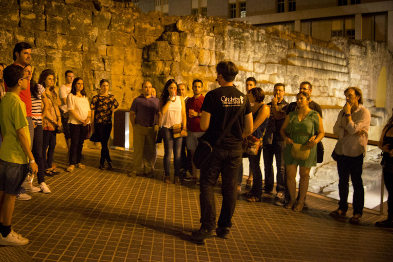 Córdoba: Night Walking Tour with Legends and Mysteries