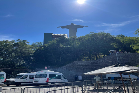 Sunrise Rio Tour: Christ the Redeemer + Mirante Dona Marta + Selarón