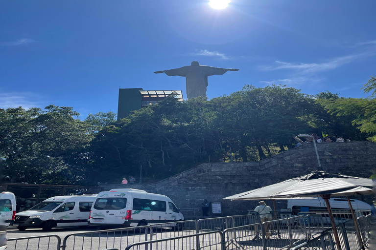 Sunrise Rio Tour: Christ the Redeemer + Mirante Dona Marta + Selarón
