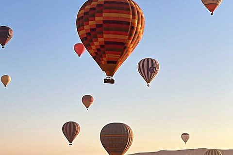 Cappadocia: Göreme National Park Sunrise Balloon Flight