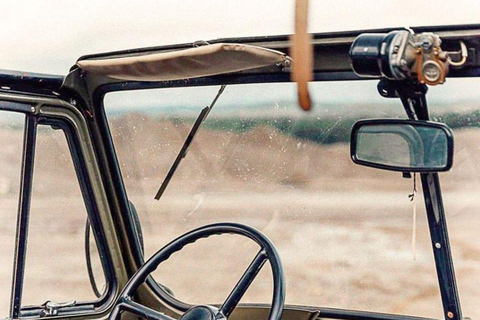 Tbilisi Vintage Legends: Soviet Classic Car Tour with Pickup