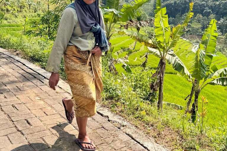 Selogriyo Temple and Java Rice Terrace Guided Trekking Tour Selogriyo Temple Java Rice Terrace Guided Trekking Tour
