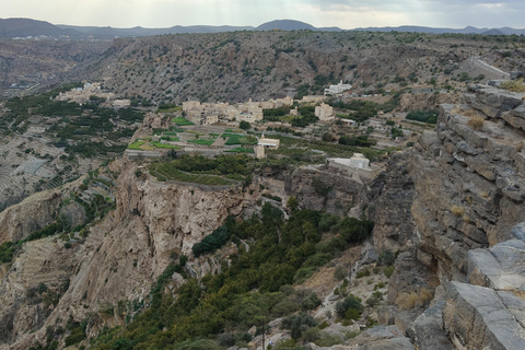 Muscat: Jebel Akhdar and Birkat Al Mouz Guided Day Trip