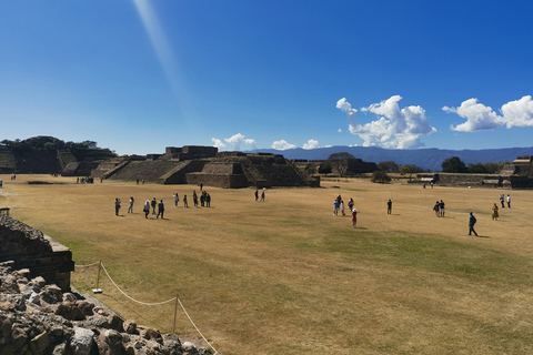 Rondleiding van een hele dag op de Monte Alban-routeTickets en eten inbegrepen