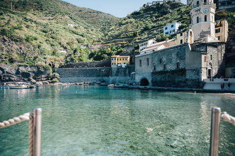 Vanuit Livorno: dagtrip naar Pisa en Manarola in Cinque Terre