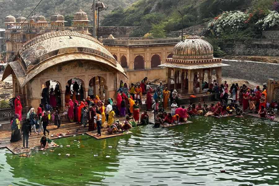 Ab Delhi: Tour nach Agra mit Übernachtung und Sonnenaufgang über Taj Mahal. Foto: GetYourGuide