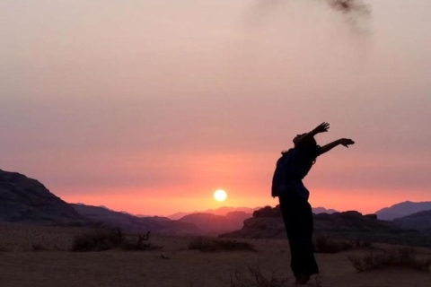 2 godziny rano i o zachodzie słońca Wycieczka jeepem na pustynię Wadi Rum2-godzinna wycieczka jeepem (rano)