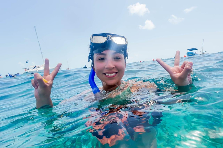 Cancún : Catamaran privé tout compris