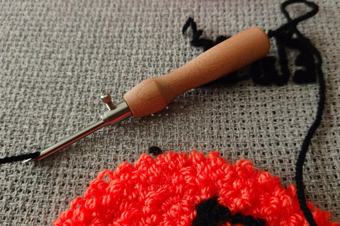 Thessaloniki: Punch Needle Workshop. Ein kreatives, lokales Erlebnis.Thessaloniki: Punch Needle Workshop. Ein kreatives, lokales Erlebnis