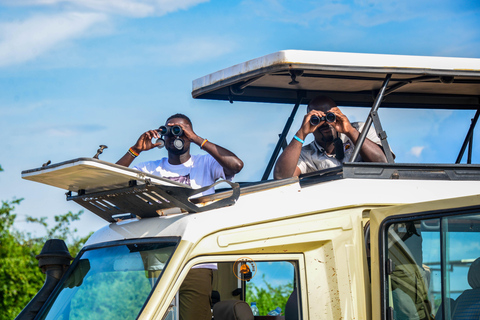 Uganda 10-Day wild and primate safari.