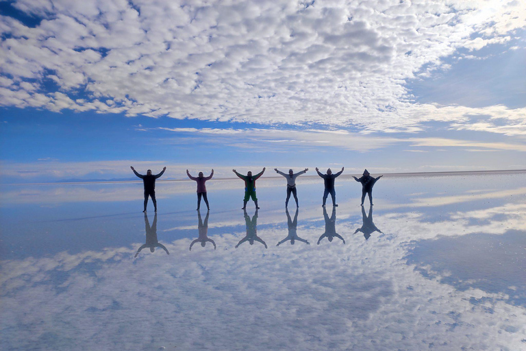 Uyuni: 2-Day Salt Flats Tour with Incahuasi Island