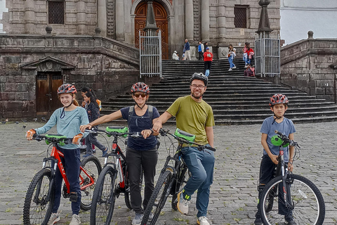 Quito: passeio de bicicleta 360ºQuito: Passeio de bicicleta 360º (pequenos grupos)