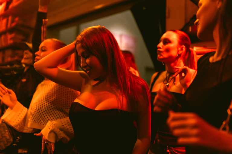 Praag: oudejaarsavond 2.patro open bar party met club EPICPraag: oudejaarsavond 2.patro open barfeest met Club EPIC