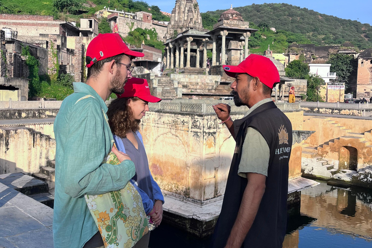 Jaipur: Amer City Heritage Walking Tour with Breakfast