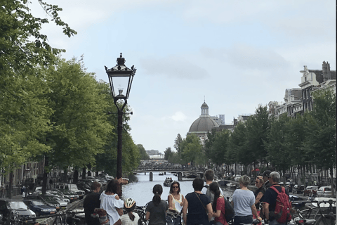 Passeio de bicicleta em Amsterdã com um guia local que fala francês!