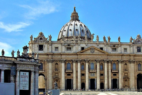 Vatican: Guided Tour in Chinese of the Vatican Museums and St. Peter's Basilica