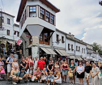 Saranda:Gjirokaster,Blue Eye,Slott,Ottomansk bro,Kloster