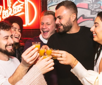 Rome: Forbidden History Walking Tour & Pub Crawl with Drinks