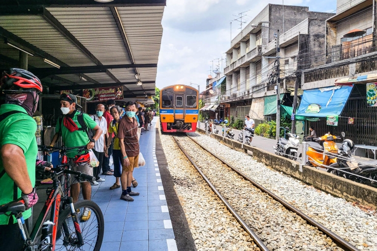 Bangkok: tour gastronómico de medio día en bicicleta con almuerzoTour Privado con Punto de Encuentro