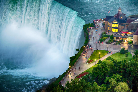 Desde las Cataratas del Niágara Tour por Canadá con Crucero, Viaje y SkylonExcursión de lujo a las cataratas del Niágara, Canadá, con almuerzo