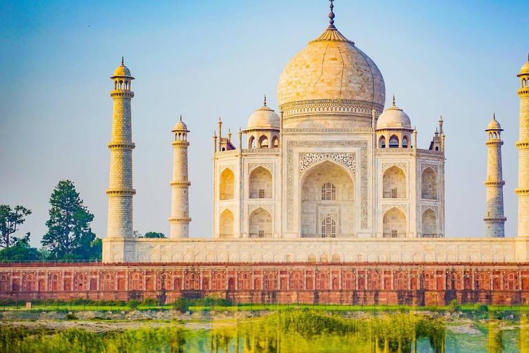 Visite du Taj Mahal au lever du soleil et du fort d'Agra avec Fatehpur SikriCircuit avec voiture, chauffeur et guide uniquement