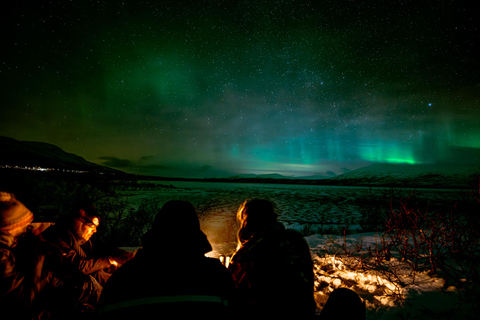 Kiruna: Exclusive New Year's Eve Aurora & Campfire Dinner