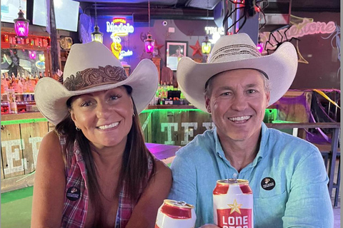 Fort Worth: Stockyards History Tour Pub Crawl Beer Bundle (Tour with 4 Draft Beers)