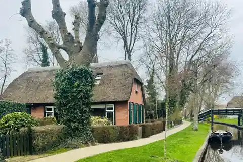 "Giethoorn: Exclusieve privétour door het Nederlandse Venetië"