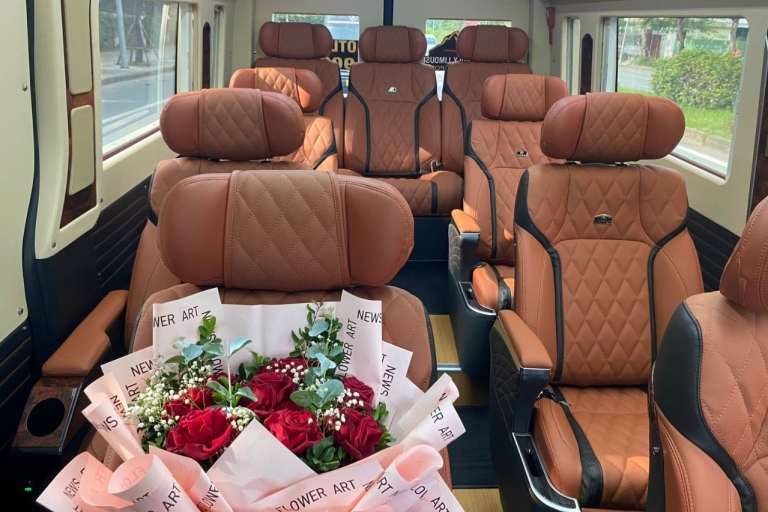 Luxury Limousine Transfer: Hanoi to/from Halong Bay
