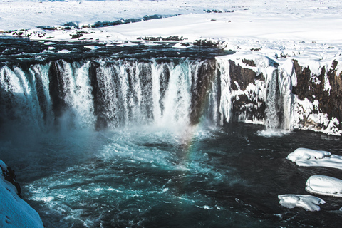 From Reykjavík: 6-Day Around Iceland Ring Road TourBasic Version: 6-Day Around Iceland Ring Road Tour