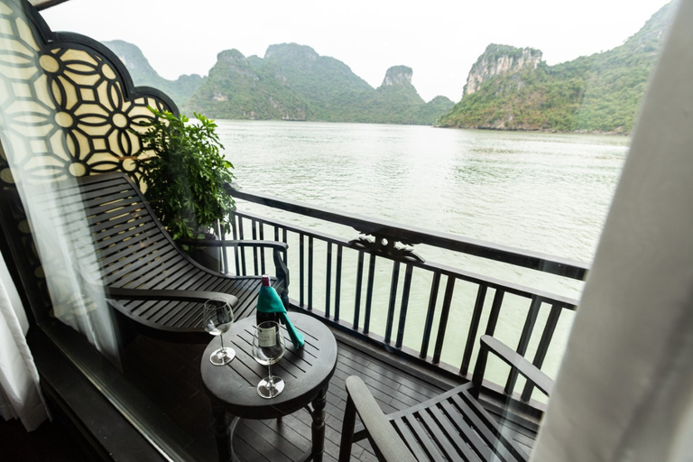 Hanoi: 3-Day Ha Long/Lan Ha Bay Cruise with Private Balcony