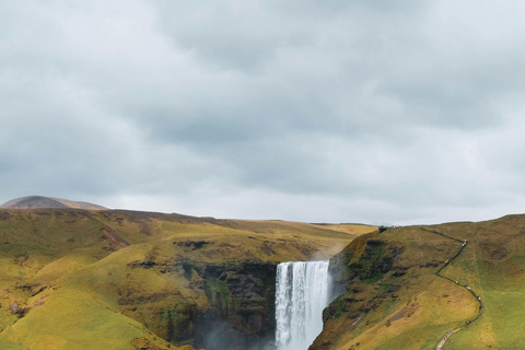 South Coast Private tour with Black Pizza & Glacier Hike