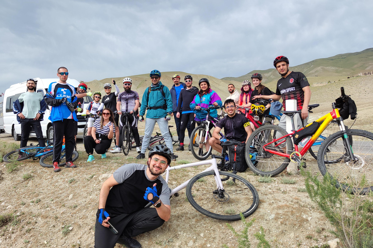 Baku: Khizi Mountain Bike Tour with Breakfast