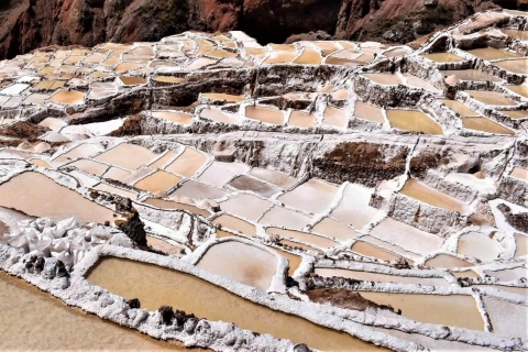 Depuis Cusco, visite de la lagune de Huaypo et des mines de sel de Maras.