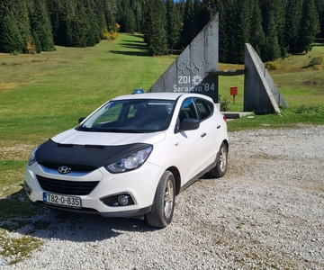 Sarajevo: Airport transfers up to 6 people