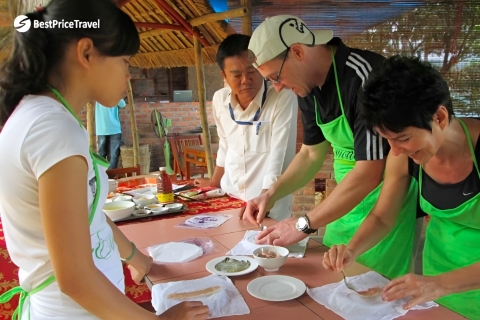 Vanuit Hue: Kookles in het dorp Thuy Bieu