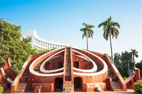 Agra: Private Same Day Jaipur Tour with Transfers & Lunch From Agra: Private Car & Guide for Tour (No Tickets & Lunch)